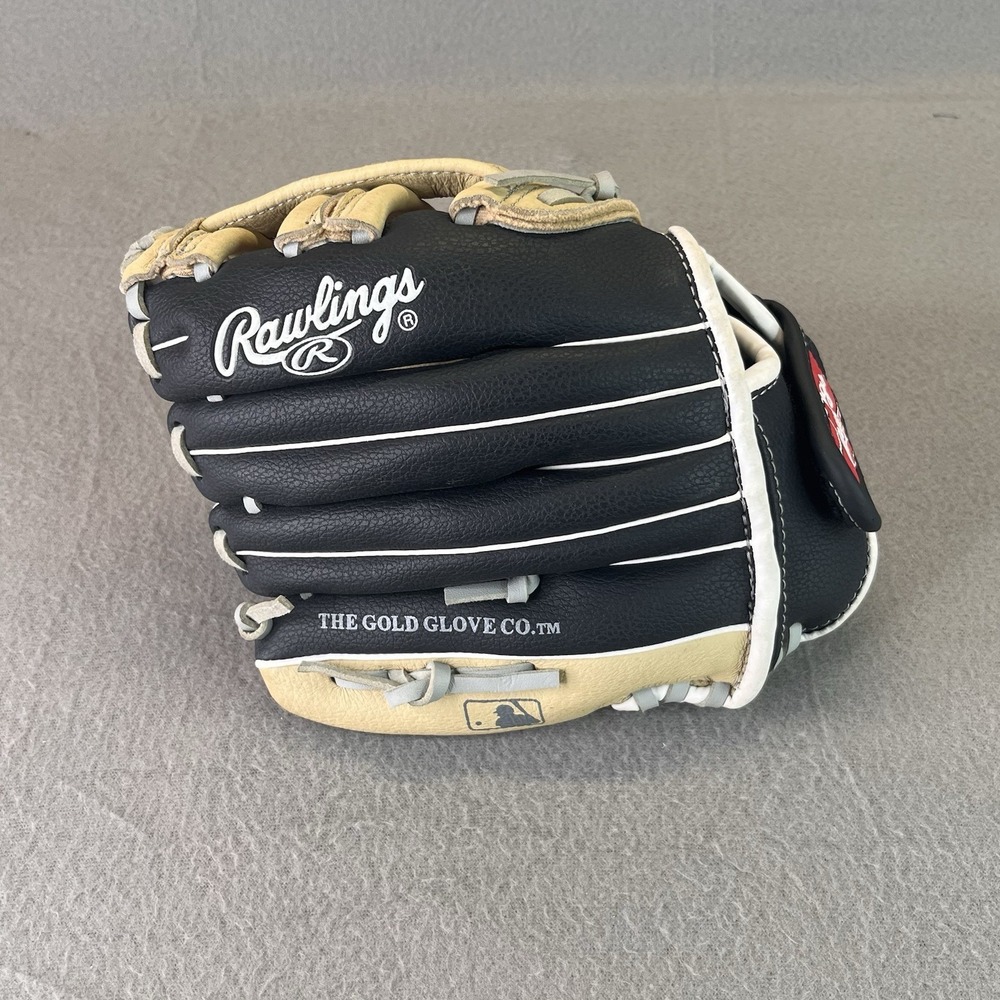 Rawlings 10.5" right hand throw playmakers series  teeball glove pm105hcb